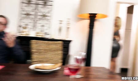 Slutty blonde cheating on her husband with the guest