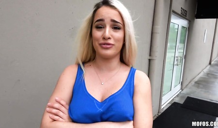 Blonde with big Tits spread her legs to a stranger