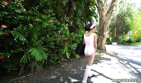 The guys put in the car young slut passionately fucked