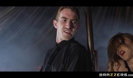 Made a friend in a strip club and fucked for this cancer