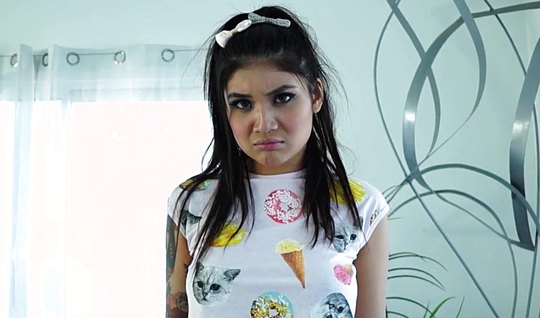 Cute girl agreed to suck the cock stepfather