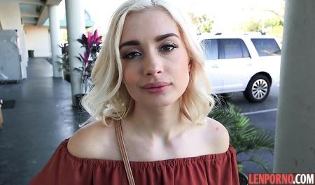 The guy threw a pretty blonde in public sex