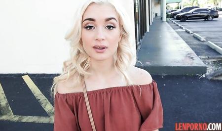 The guy threw a pretty blonde in public sex