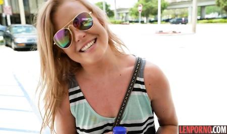 Sliding the panties to the side, the stranger gave pick up artist yourself to fuck in the nature