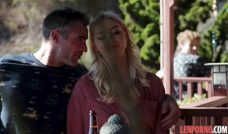 Brunette Fucks with unshaven stranger and takes him on the cheek