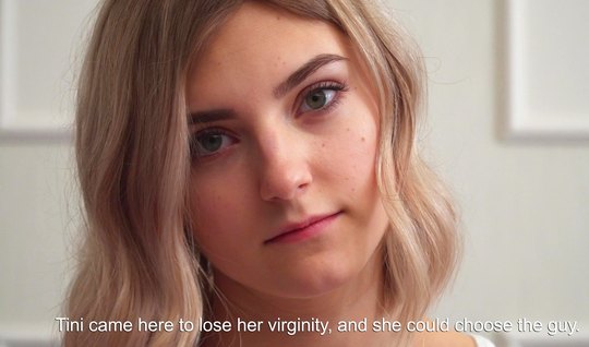 Blonde framed pussy at the casting for the Cuny and sex