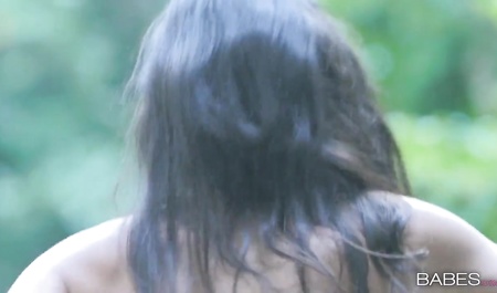 Rough sex Alex Thomas in the wild