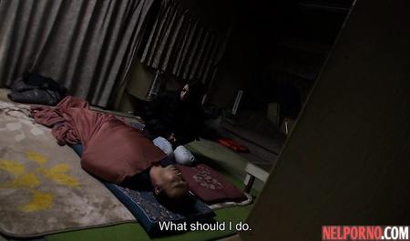 Thin siatka framed crustaceans for fucking with her husband on the floor hairy pussy