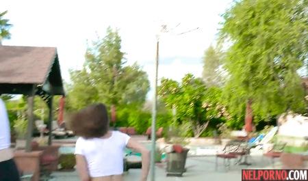 Sosatie girls teach the younger student group sex on the street