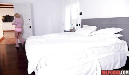 Guy cheating on his wife with her best friend while she went on business