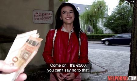 Pikaper lit on Blowjob and sex from the first person lustful Kate rich, tearing her tights