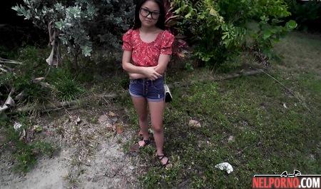 Asian agreed to pickup and hot sex in the car on camera