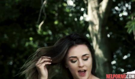 Brunette in the yard spread her legs for passionate sex on the couch