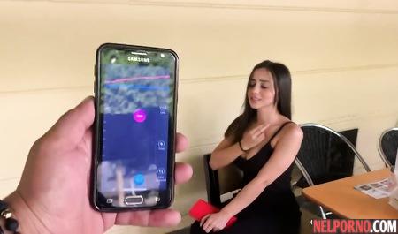 The guy in the audience adjusts vibrating egg in pussy-girlfriend and brings her to orgasm