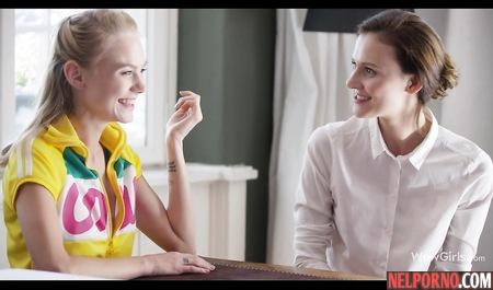 Gentle lesbians bring each other to orgasm with cunnilingus