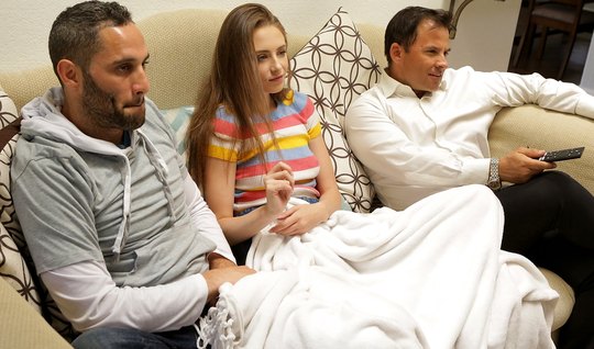 Young girl suck cock and stood in a pose cancer for havin...