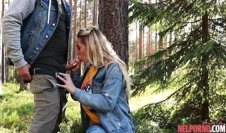 Russian girl on nature made boyfriend a Blowjob and got cancer for a spanking