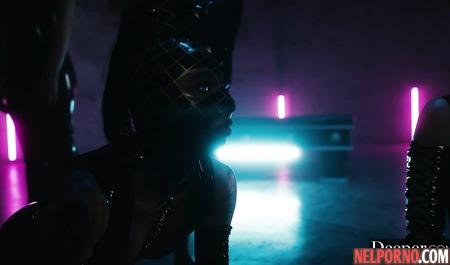 Tattooed man at a party in Gangbang fucked two girls in latex