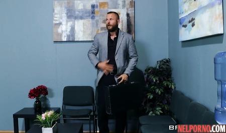 In the office of the chief substitutes wet holes sex with assistant