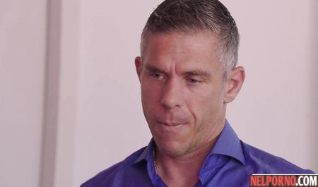 Two young Babes love group anal sex in the pose of cancer in the same bed