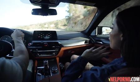 The guy took out the car beauty of the outdoors, and fucked her in the pussy