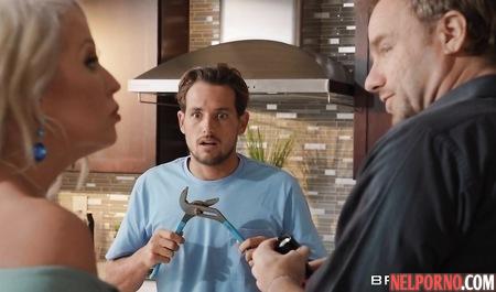 Mother with big Tits seduce her stepson in hot fuck