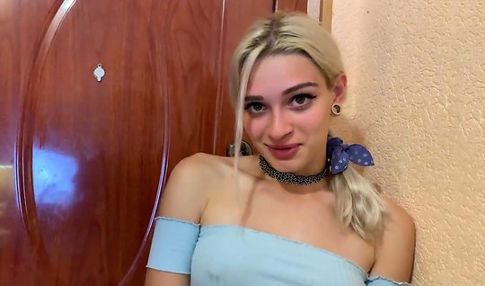 Blonde with tight ass has substituted the ass for homemad...