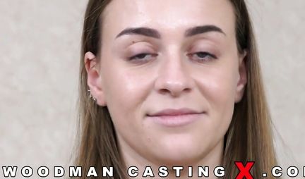 The girl came to the casting and got a gorgeous double penetration