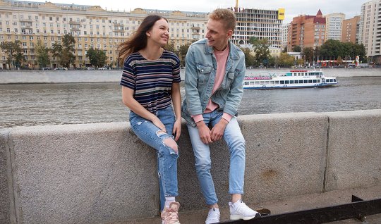 Young Russian girl agree to pickup and have sex with a gu...