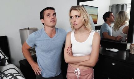 The guy in the bedroom received from the nurse and girlfriend group sex with orgasm