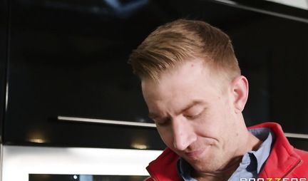 Tattooed mother persuaded the daughters husband for treason and fucked his big dick