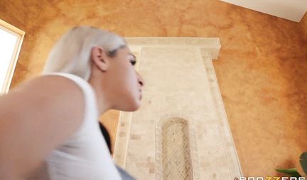 Blonde with elastic ass gave the brunette a real sex premium