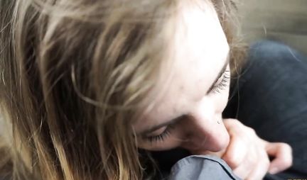 The girl with the man in the machine is removed from the first face homemade porn