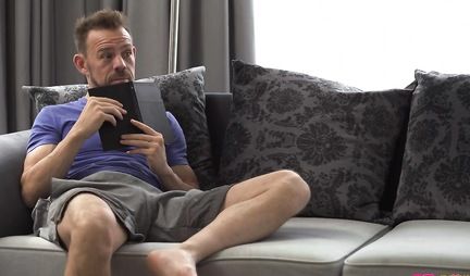 Curvy and skinny girl pushed the guy for treason