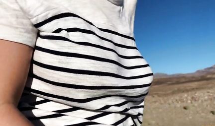 Blonde in the car the audience is ready to do Russian Blowjob and fuck