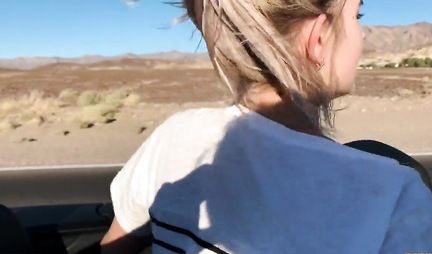 Blonde in the car the audience is ready to do Russian Blowjob and fuck