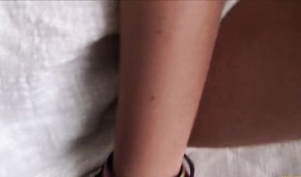 Girl with hairy pussy is not against homemade porn first person