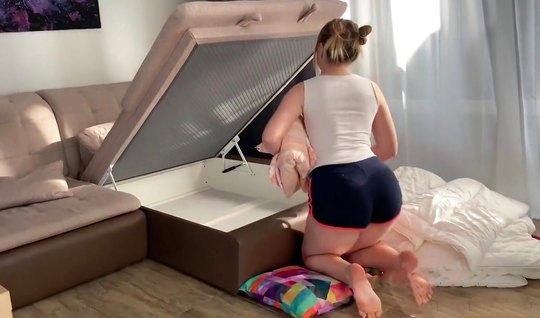 The guy with the girl in a pose cancer shoot home porn an...