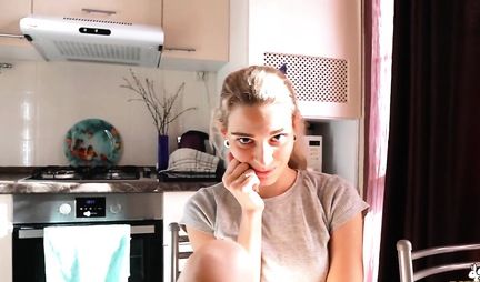 Russian young woman spread her legs and framed tight pussy for homemade porn