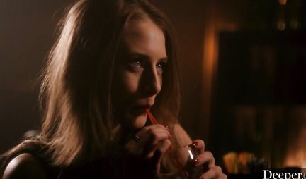 The bearded guy pulled down his pants and gave beauty in stockings deep anal