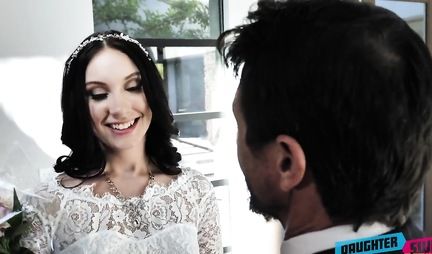 Swingers during a wedding arranged in bedroom group sex with orgasm