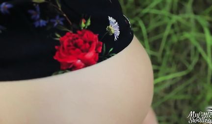 Rural red-haired beauty cums from sex with a guy outdoors