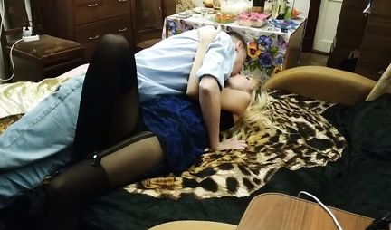 Russian blonde pose a cancer has not abandoned shooting homemade sex