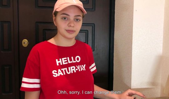 Russian girl courier accepts payment for the goods homema...