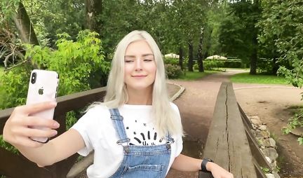 Russian girl direct to the public jumping a pussy on the penis guy