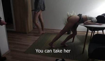 The husband caught the depraved wife sucking off her lover's penis and jerked off on them