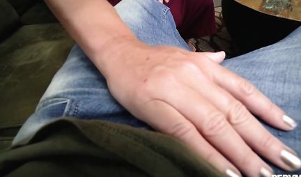 The blonde mother polished the penis with her lips and spread her legs for vaginal