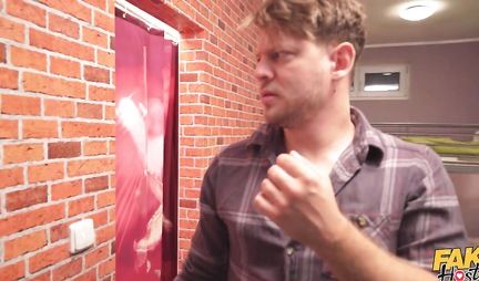 Couple in porn of beautiful ladies seduces a guy for sex in a hostel