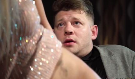 Beautiful blonde in stockings substitutes her mouth and pussy for affection and sex