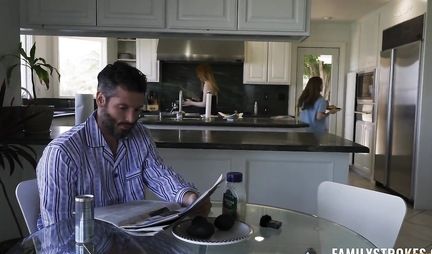 Redhead girl and blonde arranged group porn for a bearded guy